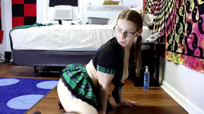 Amy Quinn: St.Patricks day twerk-fest final