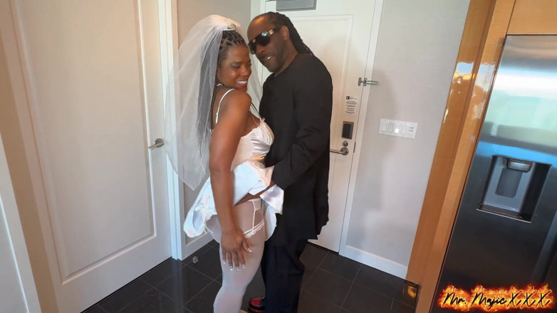 Mr_Majic: Le meilleur homme donne à Raven avale un facial énorme avant son...