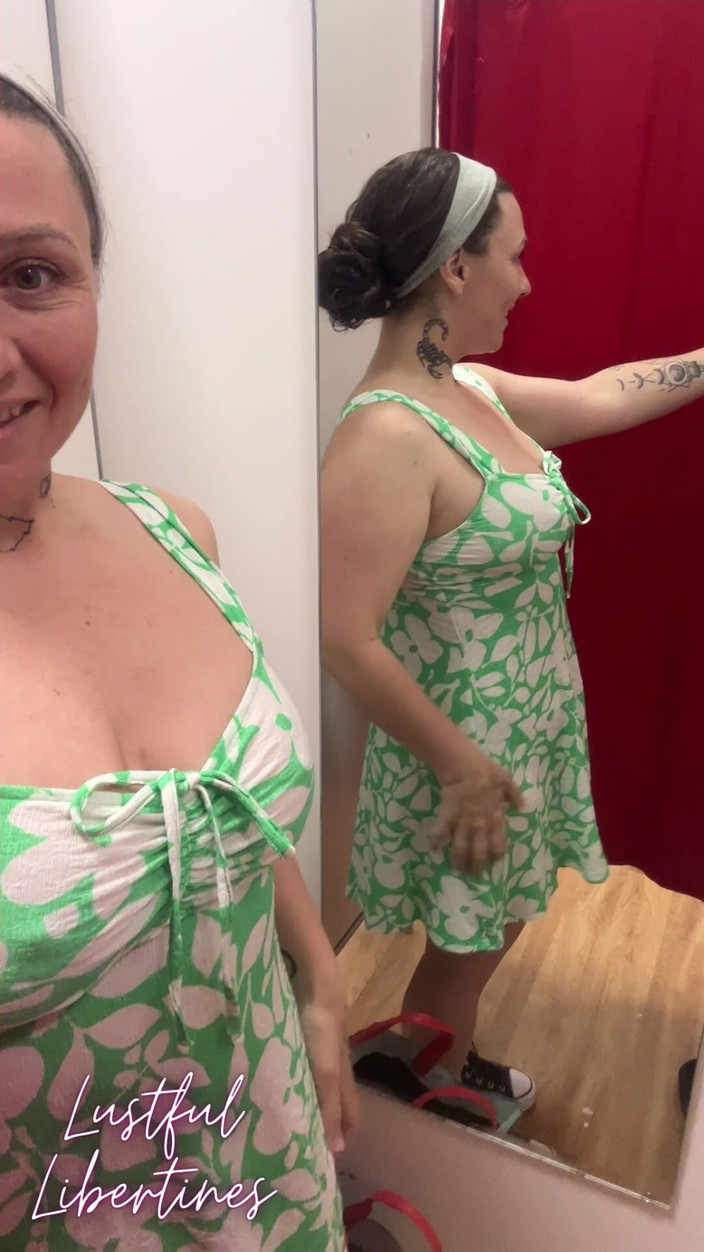 Lustful Libertines: Слишком Отчаянно, Чтобы Сдерживаться, Я Должнa Пописать В Свою Чашку