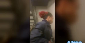 그것을 밖으로 가져 와서 난 그냥 사용자 정의하고 여전히 얼마나 뜨거운에 의해 매료되었다. 그래서, 나는 쓰레기를 꺼내 신선한 공기를 받고 생각