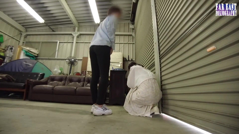 Far East pornography: Глибоке блісси, коли вона смакує кожну теплу краплю в кульмінаційному побаченні з подвійним ротом - 1/4