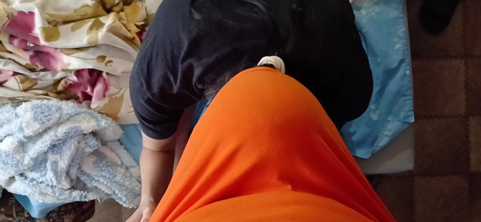 Lesbian-illusion: Je lèche la chatte de ma demi-sœur MILF pour qu’elle...