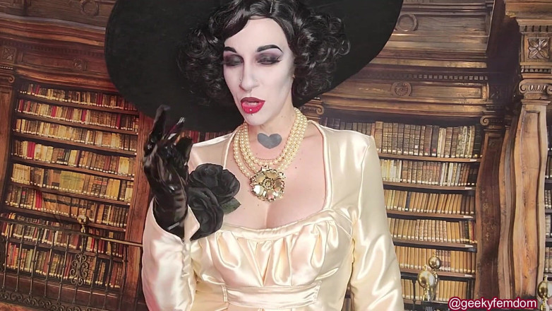 Geeky Femdom: Lady Dimitrescu weltweit WICHsanleitung