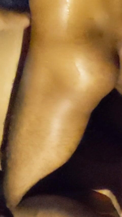 Creamy pussy: 私の離婚の友人は性交を望んでいます