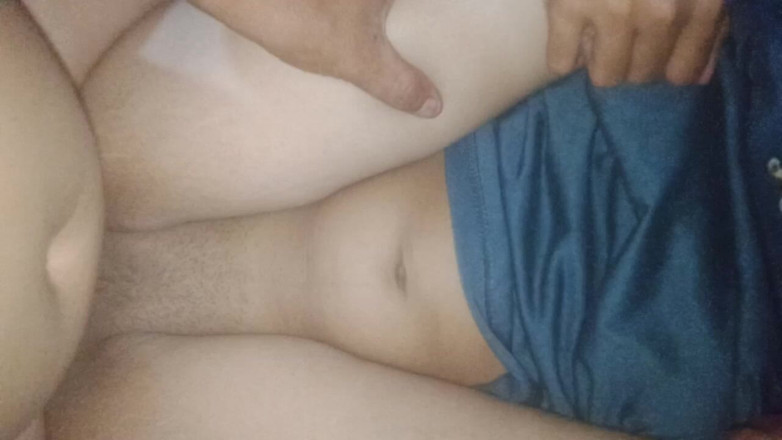 Cintiyalovs: En ung man som bor granne med sin fru