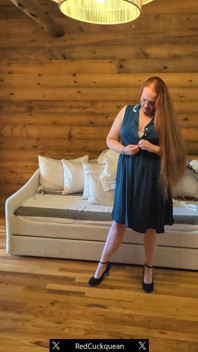 Dressing pentru tachinare de zi - De la Clasic Foundation Wear la tinuta retro de vara cu ciorapi de sutien centură și tocuri