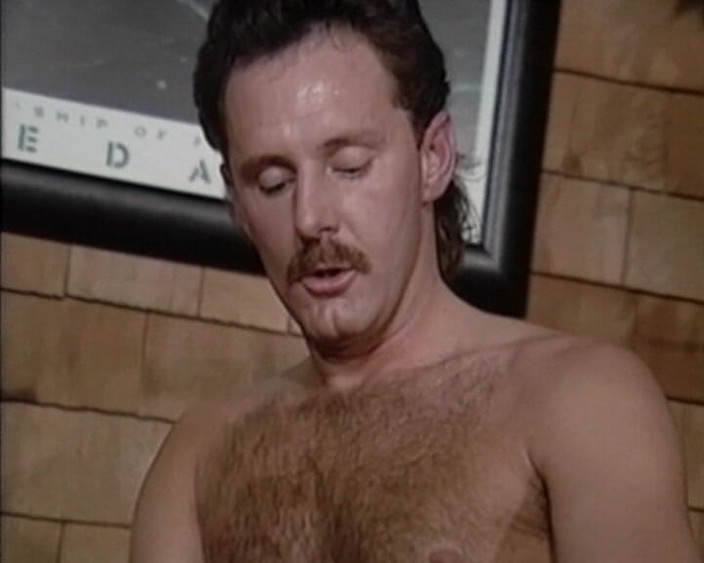 Filles Francaises: Le troie francesi arrapate hanno un'orgia nella commissione