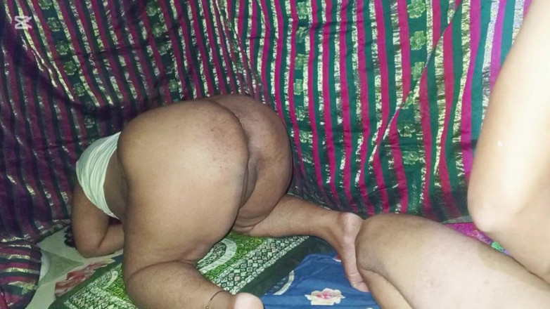 Rayhan0099: Aku ngentot saudara tiri lokal bangla Indiaku