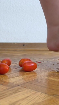 Grote poten versus cherrytomaatjes