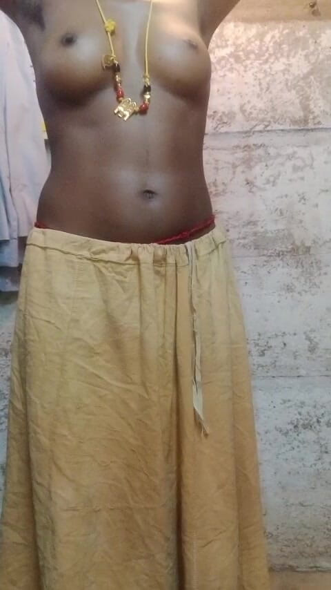 Paithyam: Tamil Vibe es una mujer que golpea y folla a...