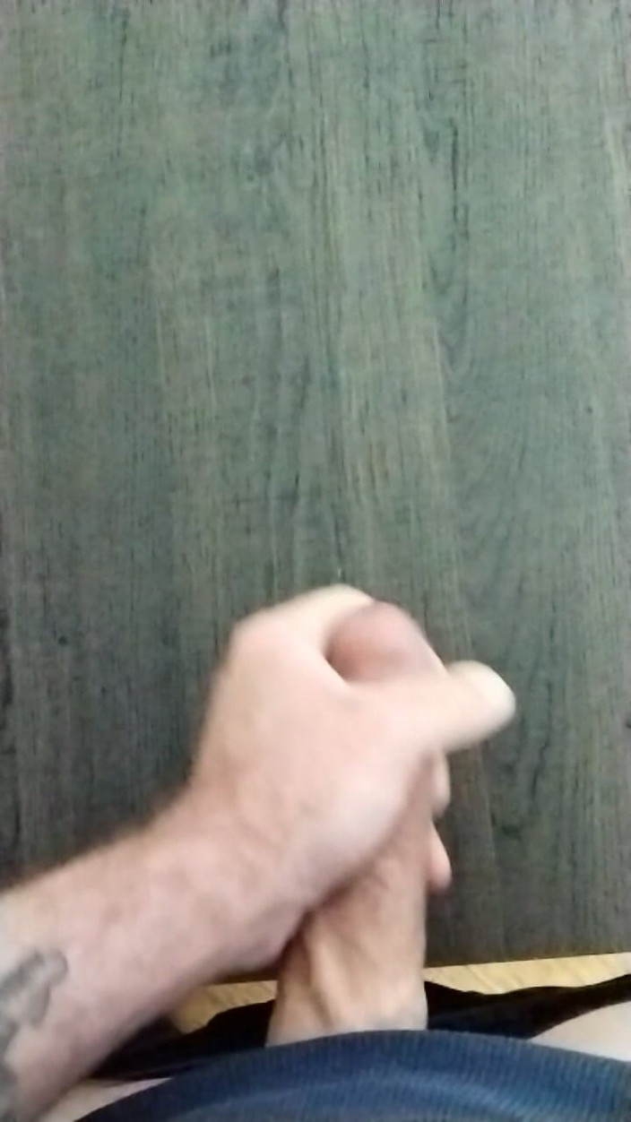 Calo Cazzone: Slo Mo Cumshot