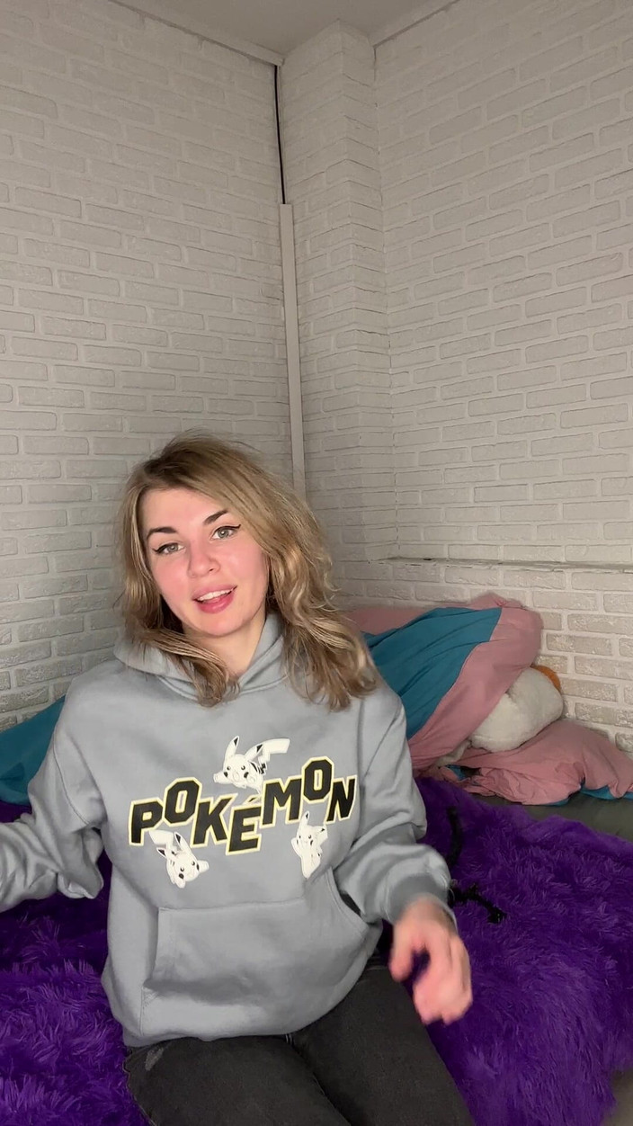 Misty Phoenix: मुझे स्टोर में बाहर जाने के लिए हॉट ड्रेस पहनना है