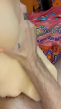 Jasper Sohimi bebeğiyle boşalıyor