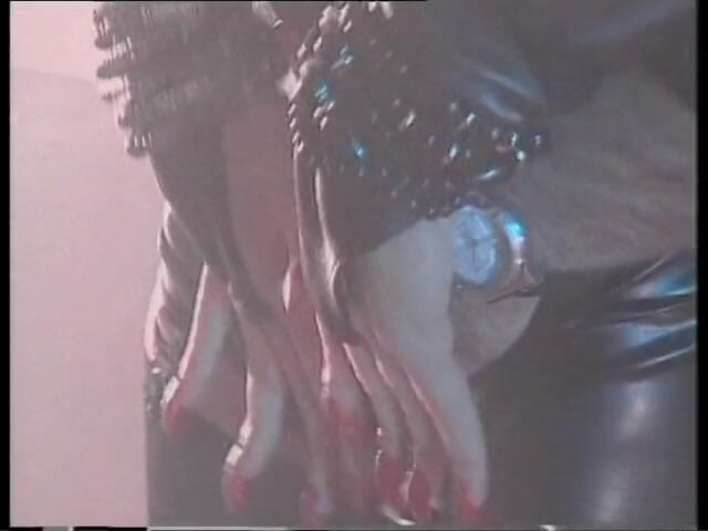 Xtime Network: Vintage threesome with the hot chick in the leather outfit