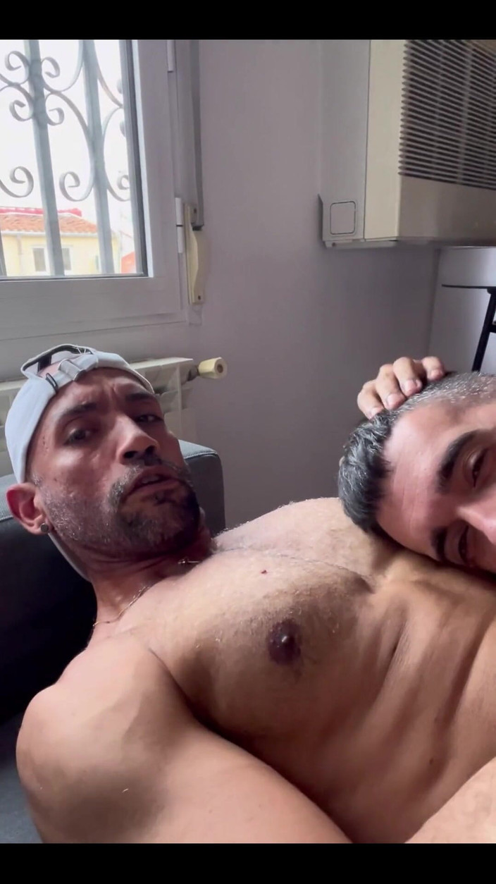 Gianni Gio: Apa yang hebat dan sangat deepthroat