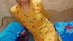 Awek desi kampung pertama kali video xxx, video xxx awek desi kampung dengan pepek ketat, video xxx desi kampung di luar