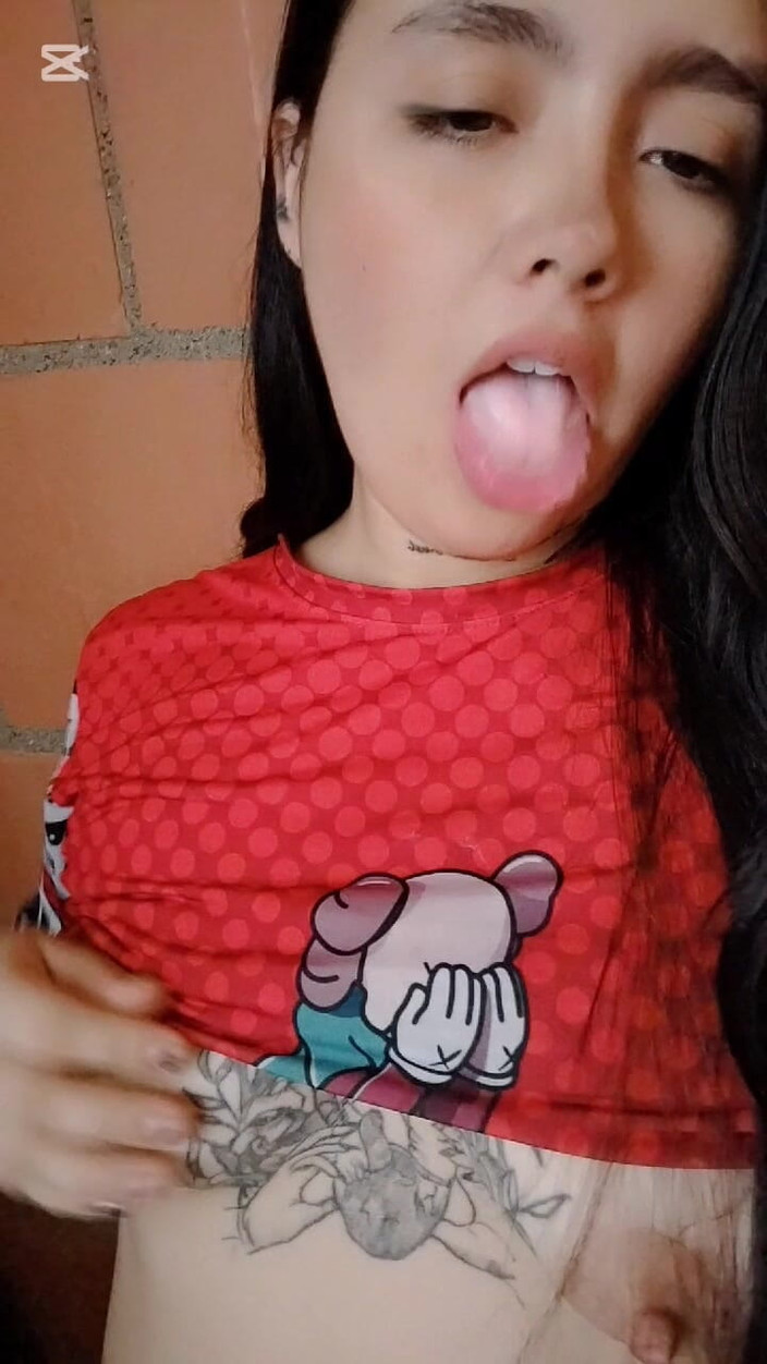 Dalyla: Cachonda menunjukkan ami tio-nya