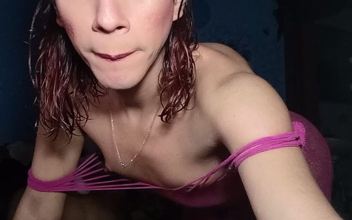 Femboy from Colombia: Meu enteado chegou novamente para uma boa visita