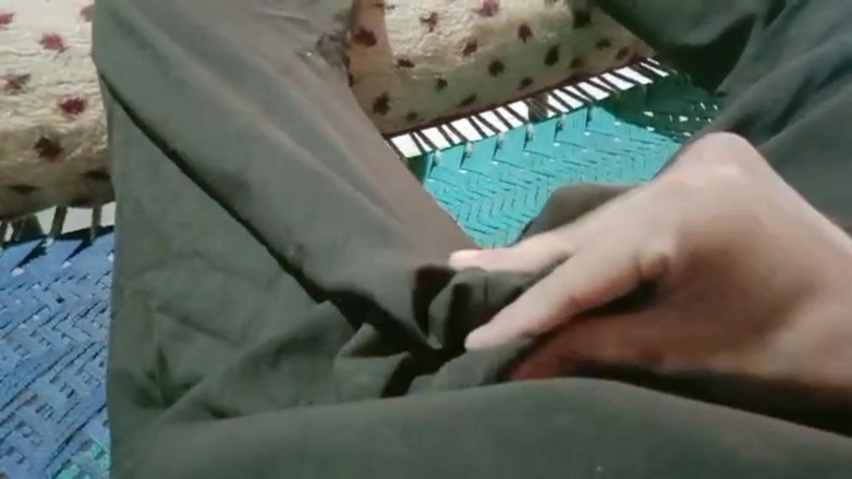 Desiboy gay: Hot Full Boy Desi Boy Handjob Pakistani Full White Boy...