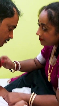 Indická bhabhi šuká hardcore bhabhi sex