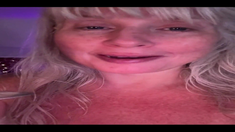 PaintedRose: 809538787976704000.mp4