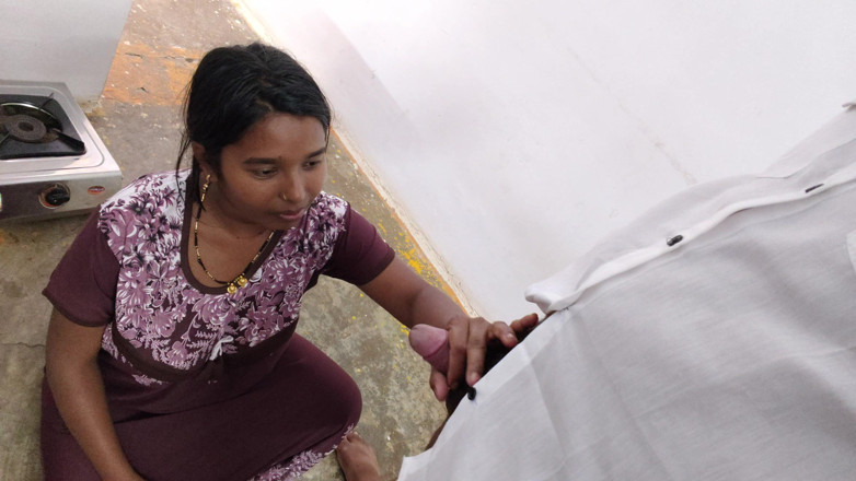 Premi pooja: Her Stepbrother Was Masturbating, Bhabhi Saw the Boy and Bhabhi...