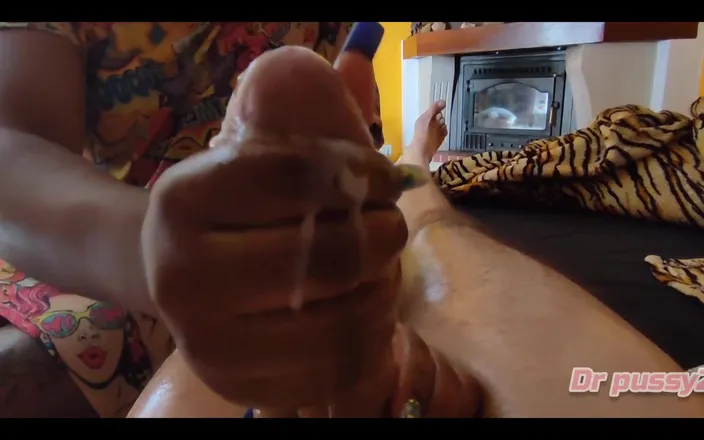 CASALTESUDEX: Dr Pussy2 - Ebony Gives Oil Massage to Huge Dick Until...