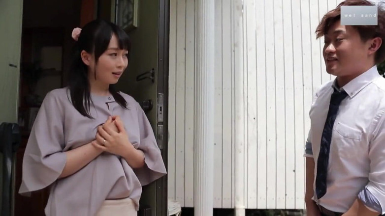 JAV Cosplay: Asian girl is lactating