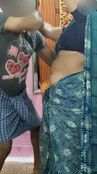 Romance de milf con el marido de su hijastra
