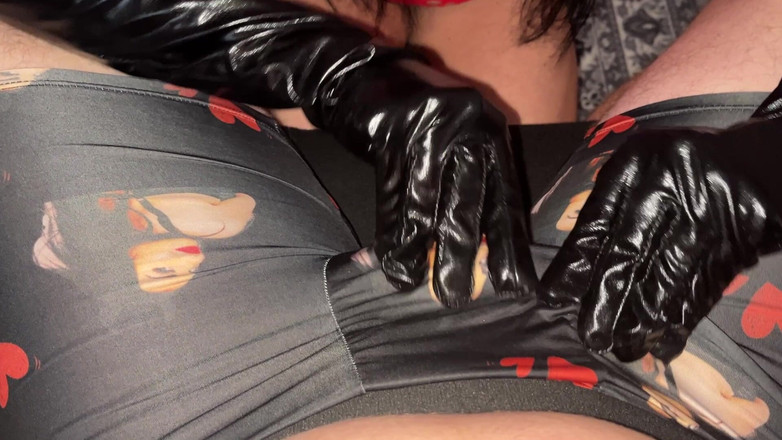 Mia XXX: Č. 15 Miaxxx honění v kůži