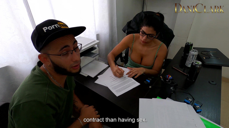 DaniClark: 내가 가장 좋아하는 포르노 여배우 Sheila를 만나다