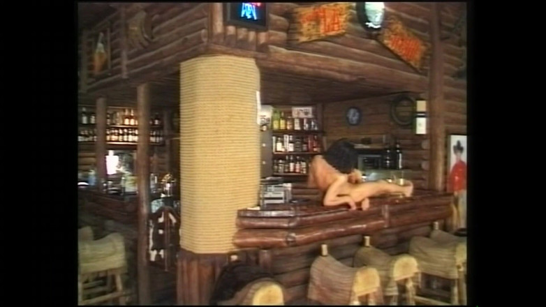 MMV TV - our best full movie: 生ハメ繁殖ファックと中出しで満たされた無防備なマンコ(完全なポルノ映画)