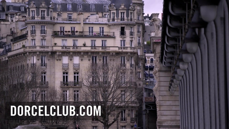 Dorcel Club: Young Mina mengalami seks besar Yannick Shaft