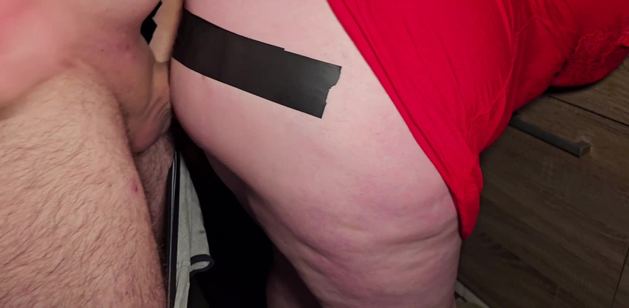 Twittiy: Défi! Compilation de gros culs, partie 2