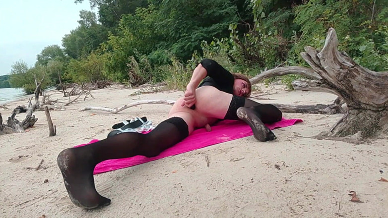 MilaFemboyUA: A Femboyka É Linda