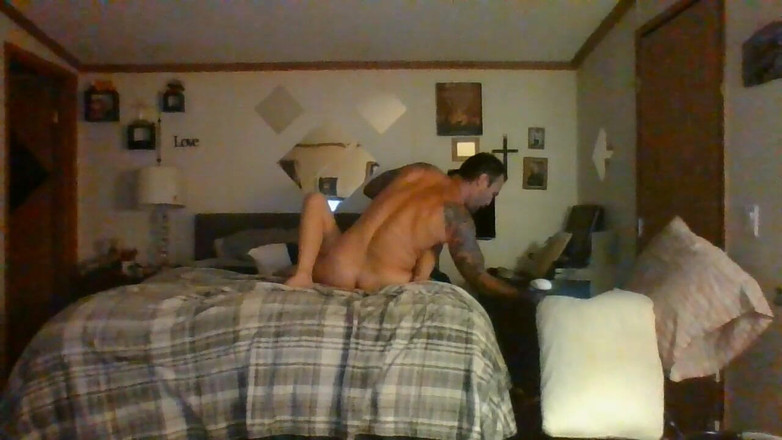 Satin Lady: Saténová dáma má mutiple orgasmy