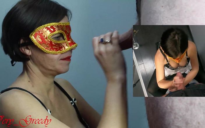 Les Gourmands: MILF s červenou maskou saje velký penis svého manžela a bere...