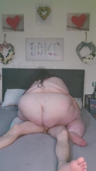 Ssbbw berijdt mijn pik in cowgirl-stijl