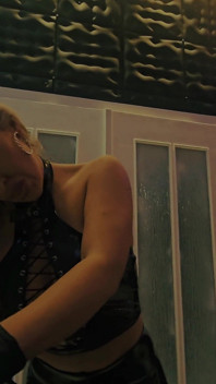 Sheela sinner hell sul rack punizione del solletico duro parte 2