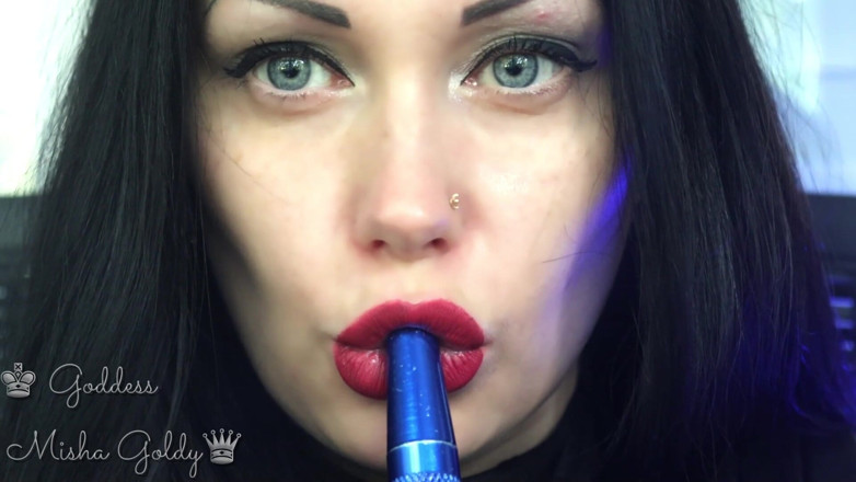 Goddess Misha Goldy: Porra na minha sedução borgonha e grande fumaça de narguilé!