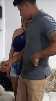 Colombian Woman Asks Her Neighbor for Help, but She Wants to Him