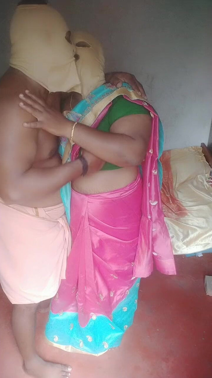 House room: Stepmommy shayari performance