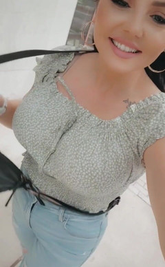 CoyWilder: Küçük kasaba kızı büyük şehre ulaşıyor