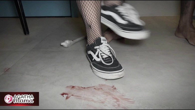 Agatha Mama: Agatha Mama Na Halloween Noc, MILF Vězeň Být V Prdeli...