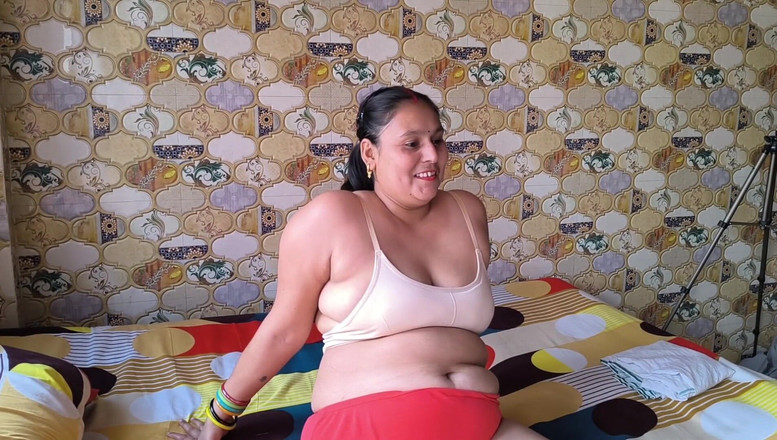 Desi chudai hub: Puja ile sert anal seks