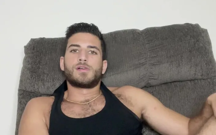 Christian Styles: Jerking Off My Dick and Cumming