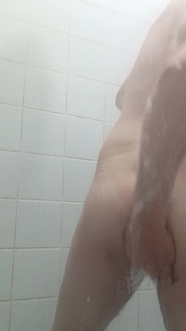 Oscar cor: 在淋浴时吮吸羔羊