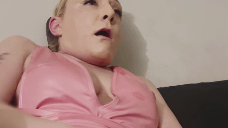 Thekookiejar: Milf sexy, domnișoara Ada vrea să fie o vedetă porno