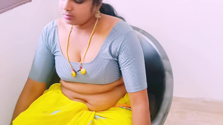 Telugu honey lips: Indian Middle Age Stepaunty Enjoyed StepDaughter's Husband Bog Dick. Telugu...