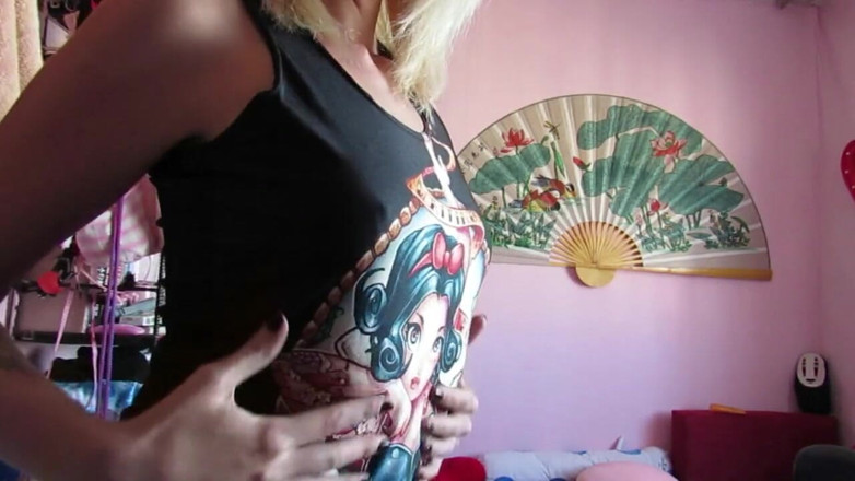 Cuteblonde666: Showing off my cute tiny teen tits and playing with...